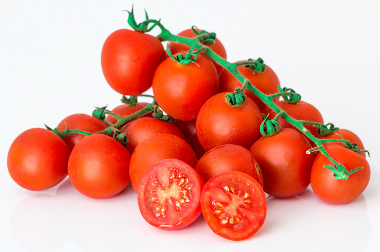 《营养化学杂志》番茄红素(Ly)可以降低老年大鼠的胰岛素抵抗，并延缓血管衰老